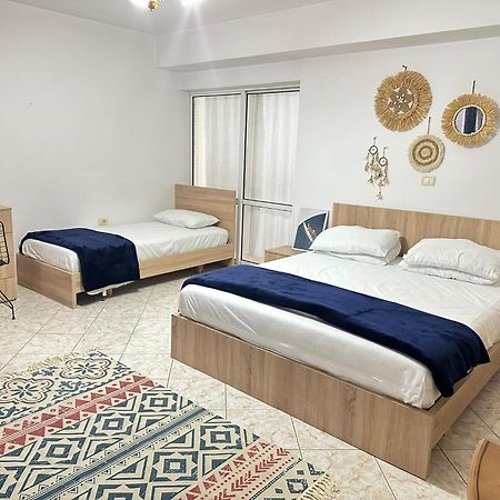 Boho Coastal Retreat Apartment ซารานเดอ ภายนอก รูปภาพ