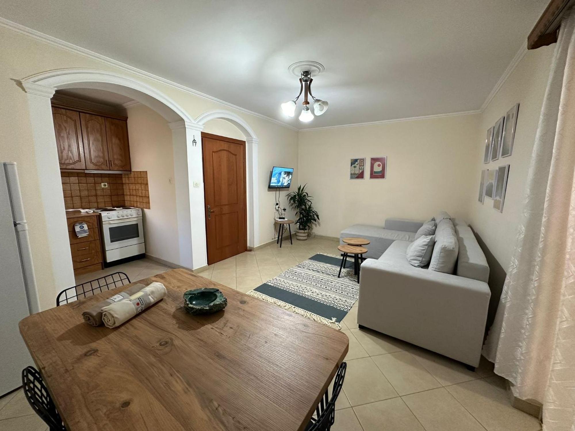 Boho Coastal Retreat Apartment ซารานเดอ ภายนอก รูปภาพ
