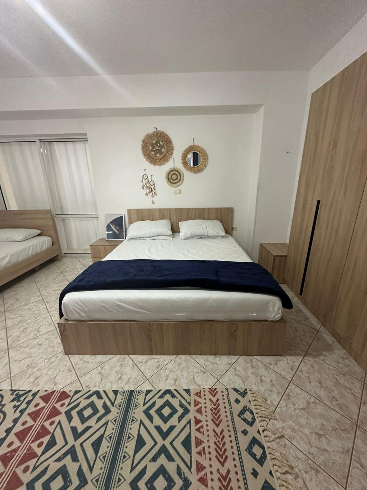 Boho Coastal Retreat Apartment ซารานเดอ ภายนอก รูปภาพ
