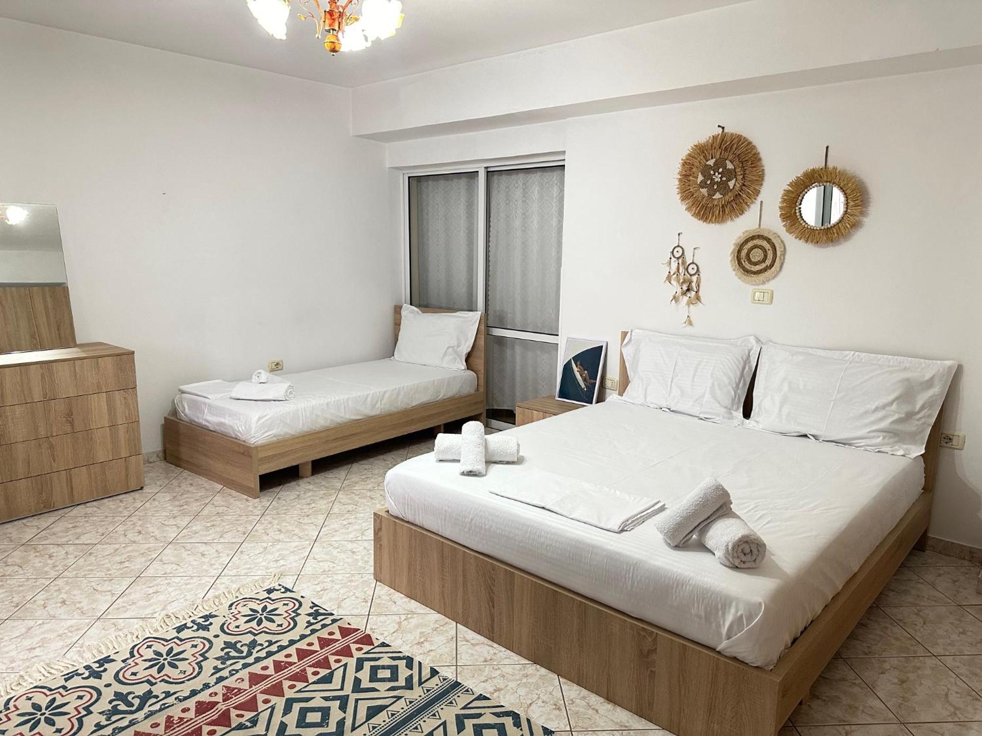 Boho Coastal Retreat Apartment ซารานเดอ ภายนอก รูปภาพ