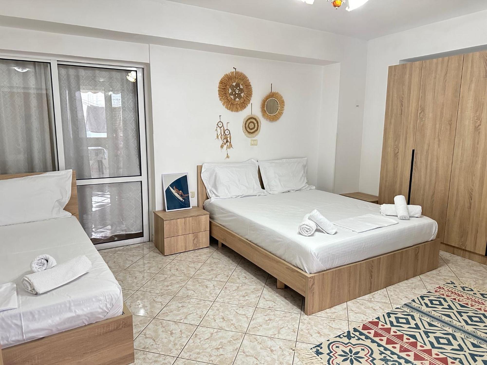 Boho Coastal Retreat Apartment ซารานเดอ ภายนอก รูปภาพ