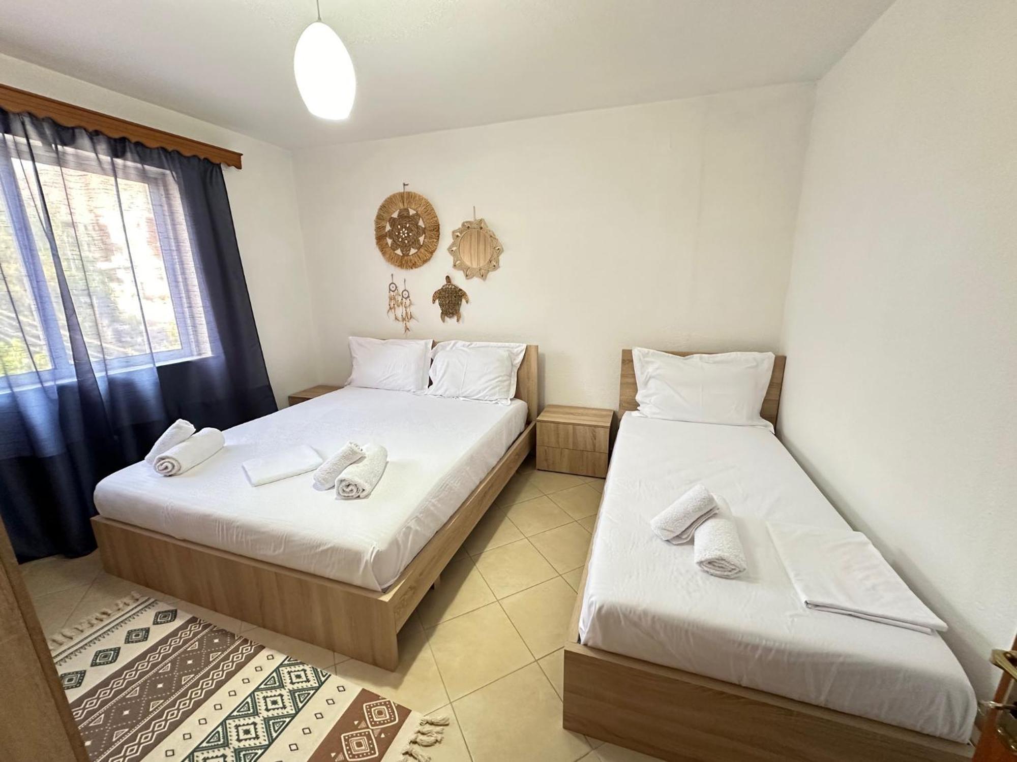 Boho Coastal Retreat Apartment ซารานเดอ ภายนอก รูปภาพ